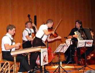 2011: Konzert: Appenzeller Echo mit dem Dusa Orchestra